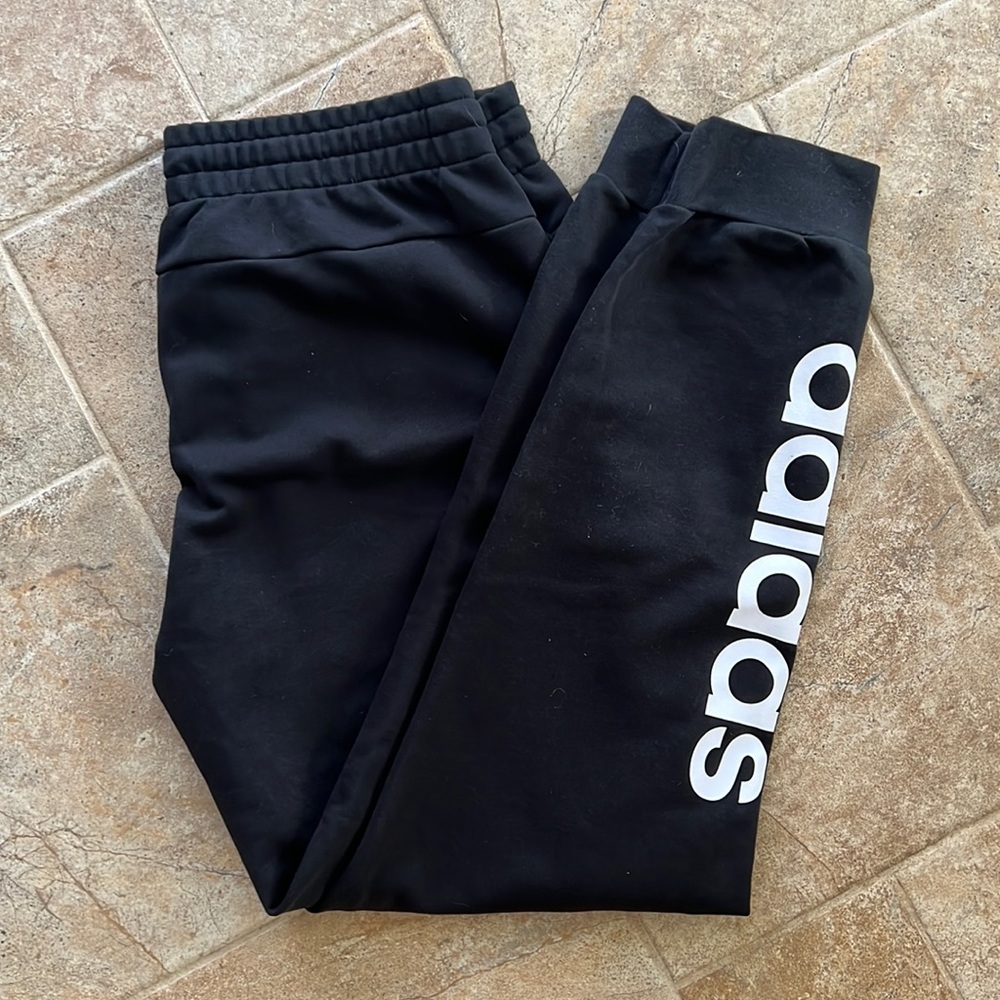 Adidas sweatpants